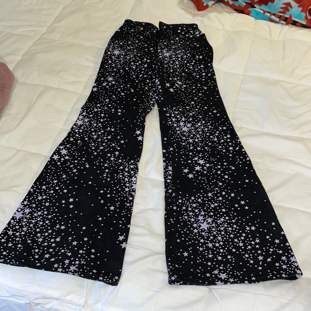 Star print high waisted wrangler jeans